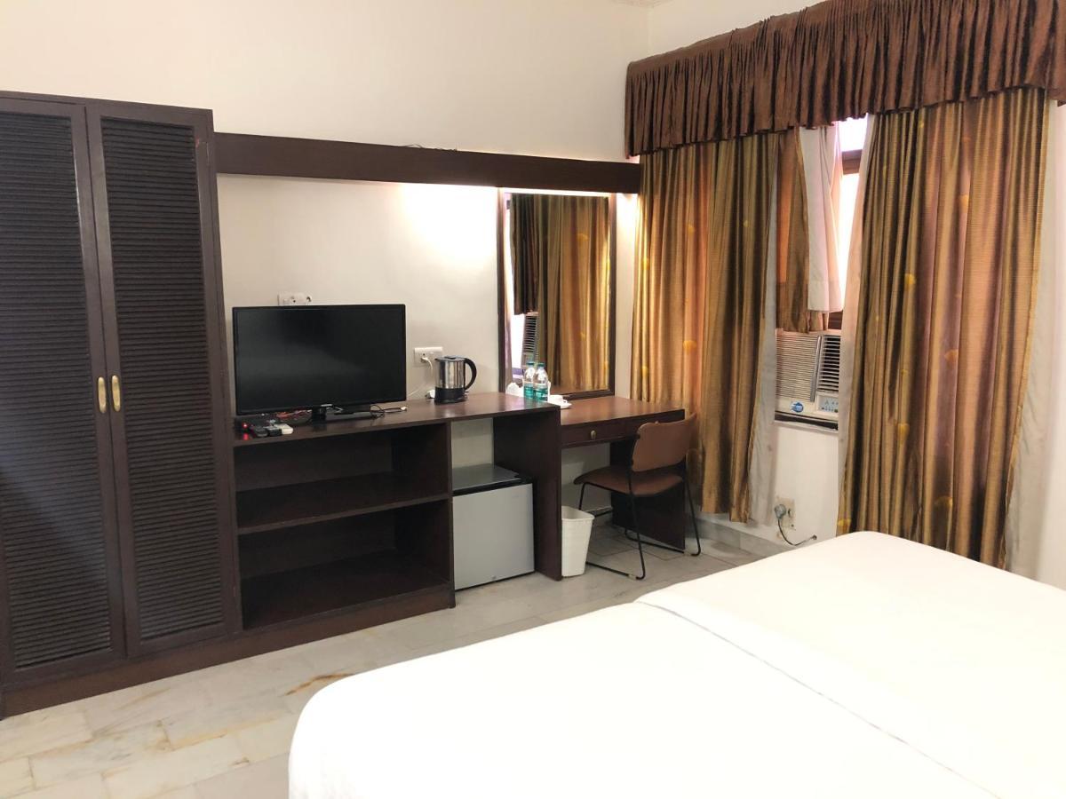 Golden Huts Resorts Rewari Exterior photo